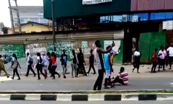 Lagos traffic advisory: Locations of road blocks as a result of #EndSARS protests