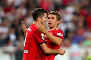 Lewandowski, Mueller doubles send Bayern second with ‘crazy’ Bielefeld win