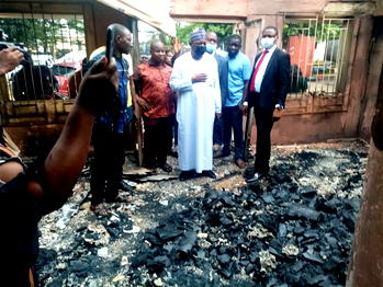 #EndSars: Minister breaks down in tears after inspecting destroyed properties in Calabar