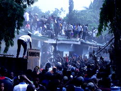 Kogi on fire as looting continues in Abuja, Calabar