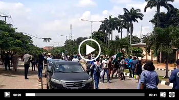 Videos: ENDSARS protesters at Alausa regroup after attack by hoodlums