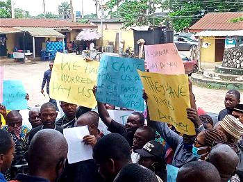 Edo: Elected councillors protest unpaid salaries, emolument 