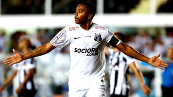 Brazil forward Robinho rejoins Santos