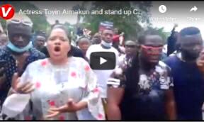 VIDEO: Toyin Aimakun, stand up Comedian Laff-up join #EndSars protest in Ibadan