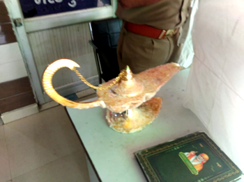 Indian doctor duped into buying ‘Aladdin’s lamp’ for $93,000