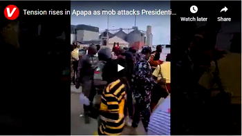 VIDEO: Tension mounts in Apapa as mob attacks Presidential Task Team