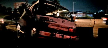BREAKING: Four rescued as truck rammed into buses on Lagos/Ibadan Expressway