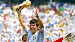Tributes flow in for Argentina’s football great Maradona, dead at 60