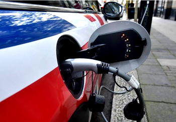 UK places ban on diesel, petrol cars by 2030