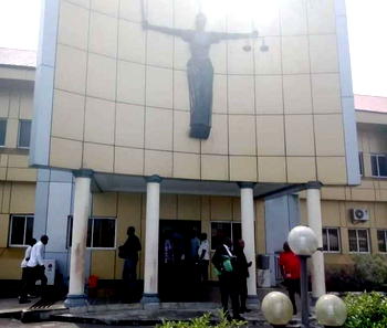 Pandemonium as hoodlums invade court, sack judge, lawyers in Bayelsa