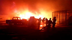 Breaking: Fire guts popular market in Lagos