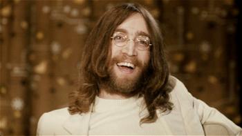 Imagine: John Lennon shot on his doorstep 40 years ago