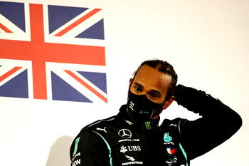 Lewis Hamilton knighted in UK honours list
