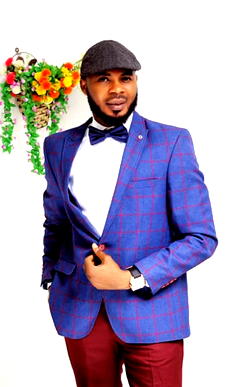 Meet Otunba Jamiu Olakunle Azeez, Kaysa Group founder with many awards