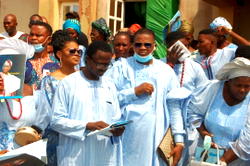 Bamidele Omosehin buries dad in grand style, launches foundation for less privileged