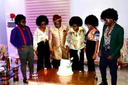 29th wedding anniversary: Wife, children surprise Gov Ikpeazu with ‘old school attires’