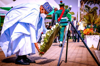 Armed Forces Remembrance Day: President Buhari lays wreath to honour fallen heroes (photos)