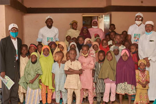 Uba Sani fetes 800 orphans, donates food, materials to orphanages to celebrate 50th birthday