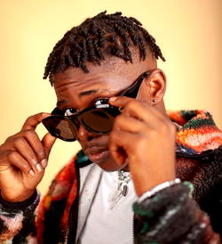 Singer, Dash.omd joins Chase Your Dreams Entertainment