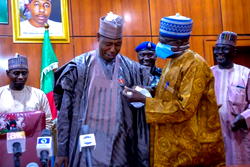 Zulum approves N10m for ex-servicemen, fallen heroes’ families