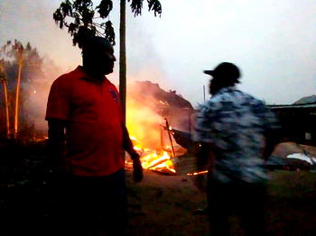 Breaking: Gas plant on fire in Agbor, one dead, houses razed