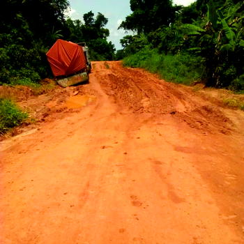 Residents protest N22bn abandoned Akure/Ado-Ekiti road project