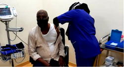 Photo news: Atiku takes second dose of Covid-19 vaccine