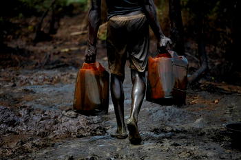 Navy arrest 24 oil bunkerers in Ondo, intercepts over 100,000 litres of diesel