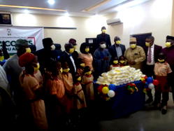Abiru donates 150,000 facemasks to pupils, teachers in Lagos