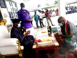 Monarch commends Delta PDP organizing secretary for community development