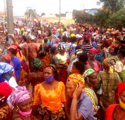 Photo News: ‘Fulani must go’ Edo women protest, block major roads
