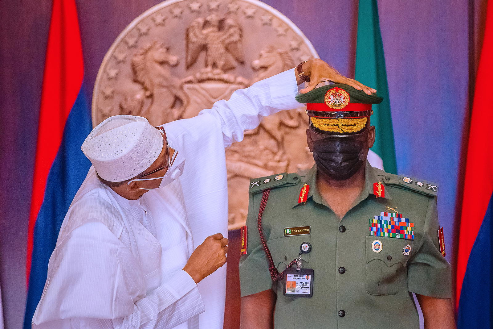 Buhari To New Service Chiefs: You Have Short Time To Deliver