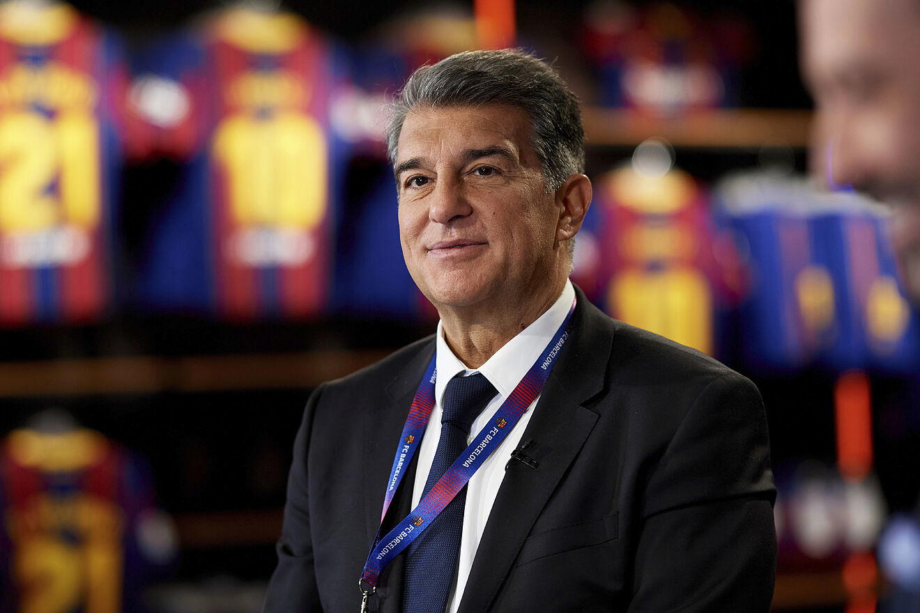 Messi congratulates new Barcelona president