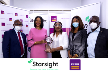 Starsight presents sustainability award to FCMB for achieving 100 sites