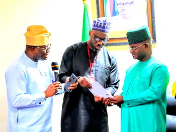 Kogi Governor accepts BON awards hosting rights