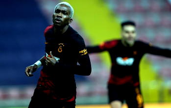 Onyekuru grabs brace in Galatasaray’s 3-0 away win