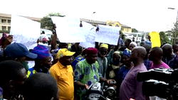 Oyo LG Polls: Crisis looms as PDP members kick against imposition of candidates