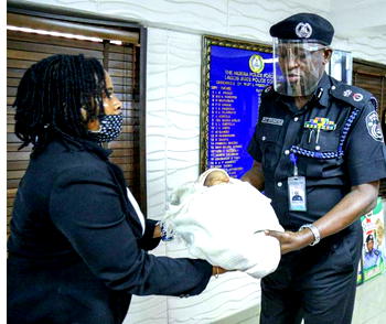Corpse of day-old baby abandoned beside Lagos hospital