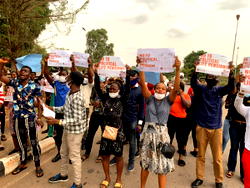 Protesters ground Enugu Assembly over proposed bill for Ex-governors, deputies