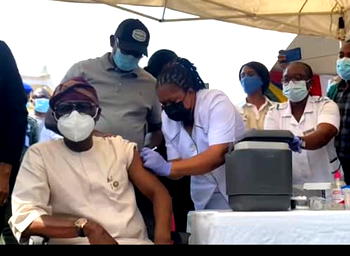 Sanwo-Olu, deputy, commissioners receive COVID-19 vaccine jab