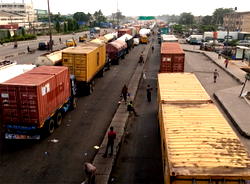 DAY 4 OF APAPA GRIDLOCK: Confusion as touts hijack e-Call-Up system