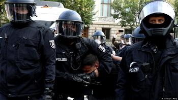 German Federal Intelligence Agency watching anti-lockdown radicals