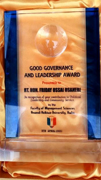 UNIZIK confers “Good Governance and Leadership Award” on Osanebi