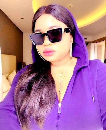 “I would love to see more female producers, more collaborations between female artists -Mrs O
