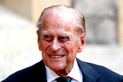 Queen Elizabeth bids farewell to Prince Philip at funeral