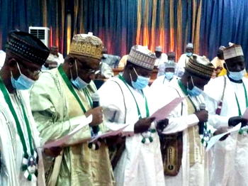 Tambuwal inaugurates new LG Chairmen in Sokoto