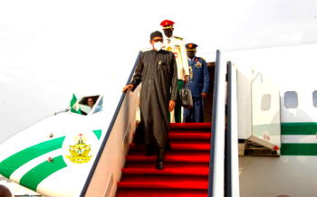 UPDATED: After 15 days in London, Buhari returns to Nigeria