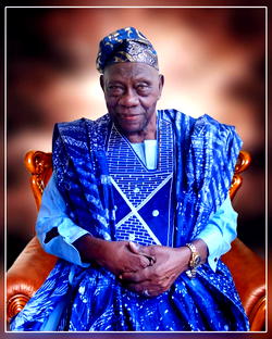 President Buhari greets Alhaji Ashafa Erogbogbo at 95