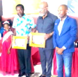 Expert unveils movie, De Wedding Gift