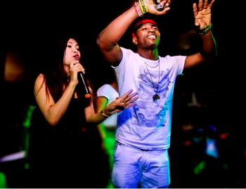 ‘Indian ladies fall whenever I grab the mic’